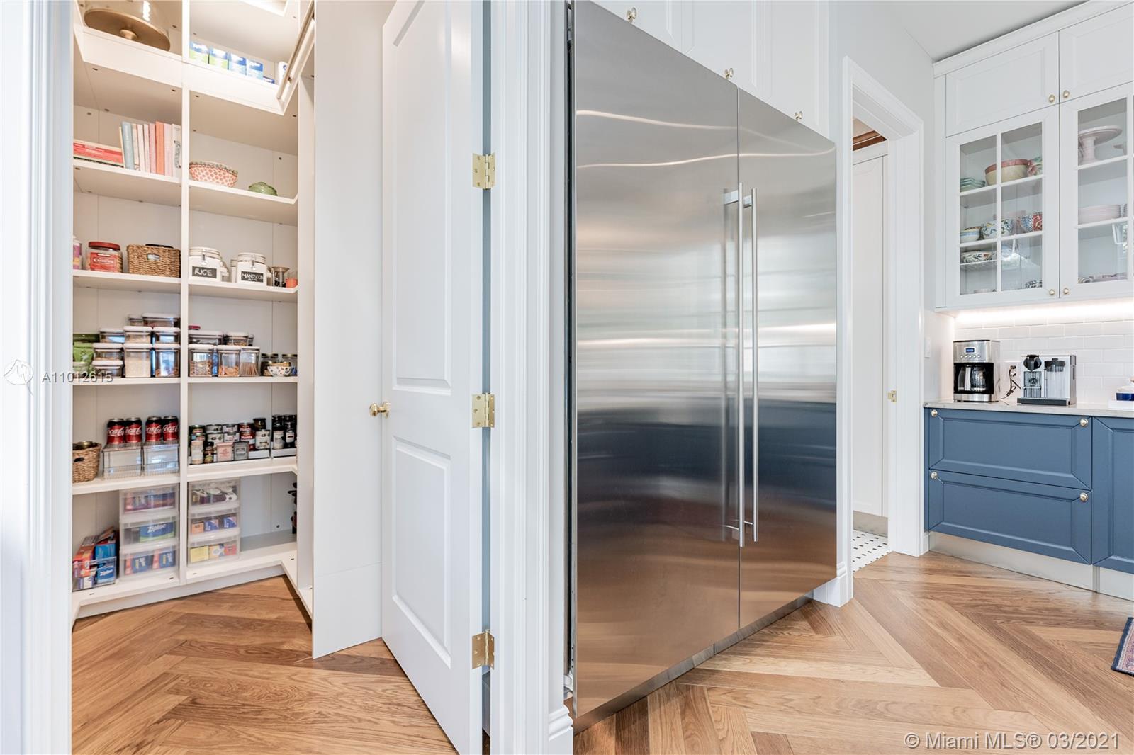 402 Vittorio Ave Coral Gables, FL 33146