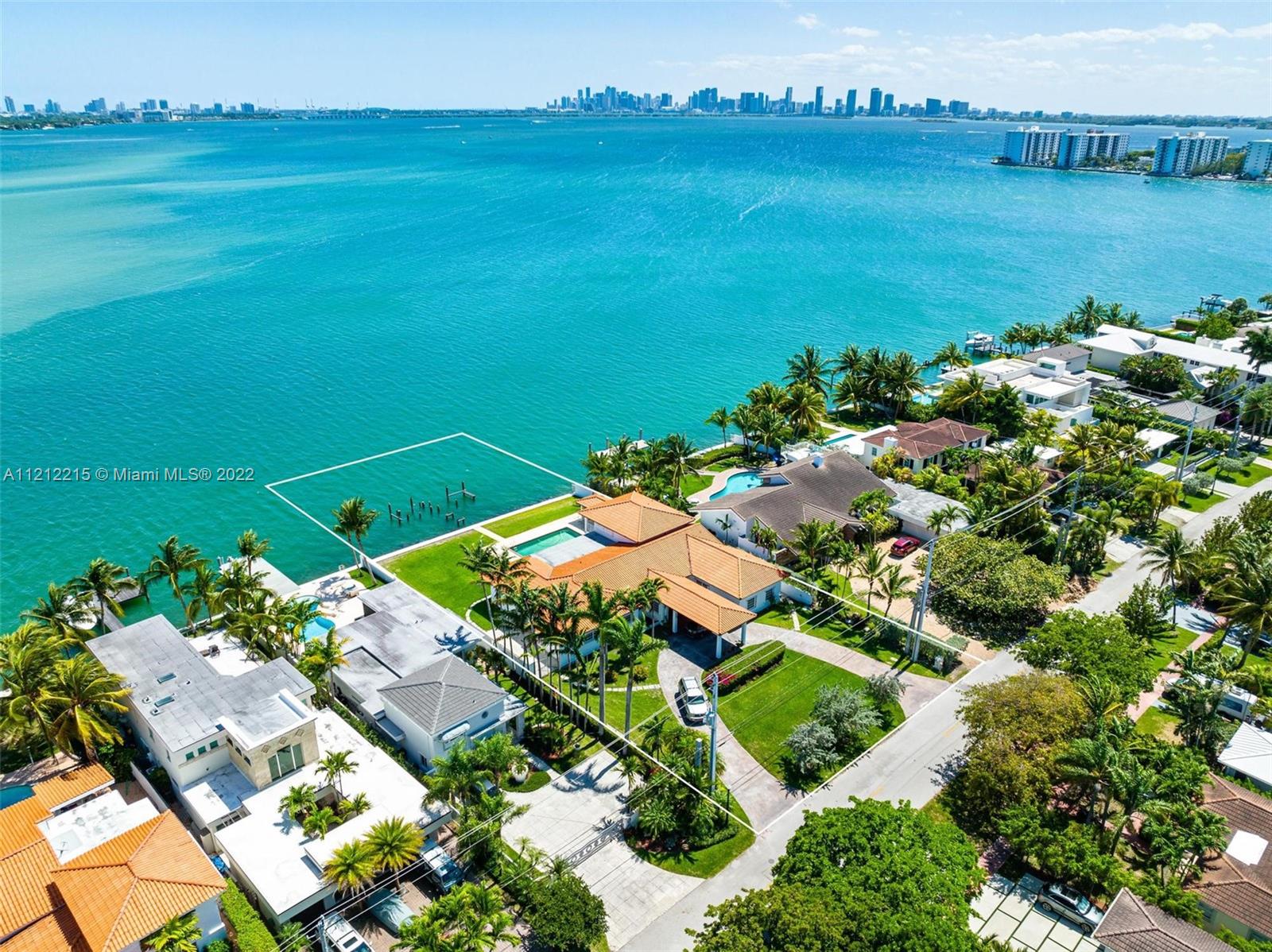 1730 Bay Dr