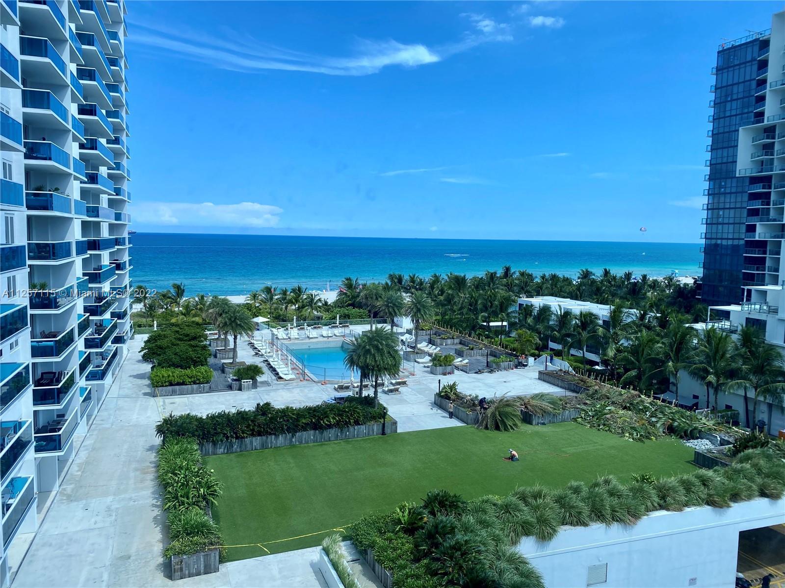2301 Collins Ave #742