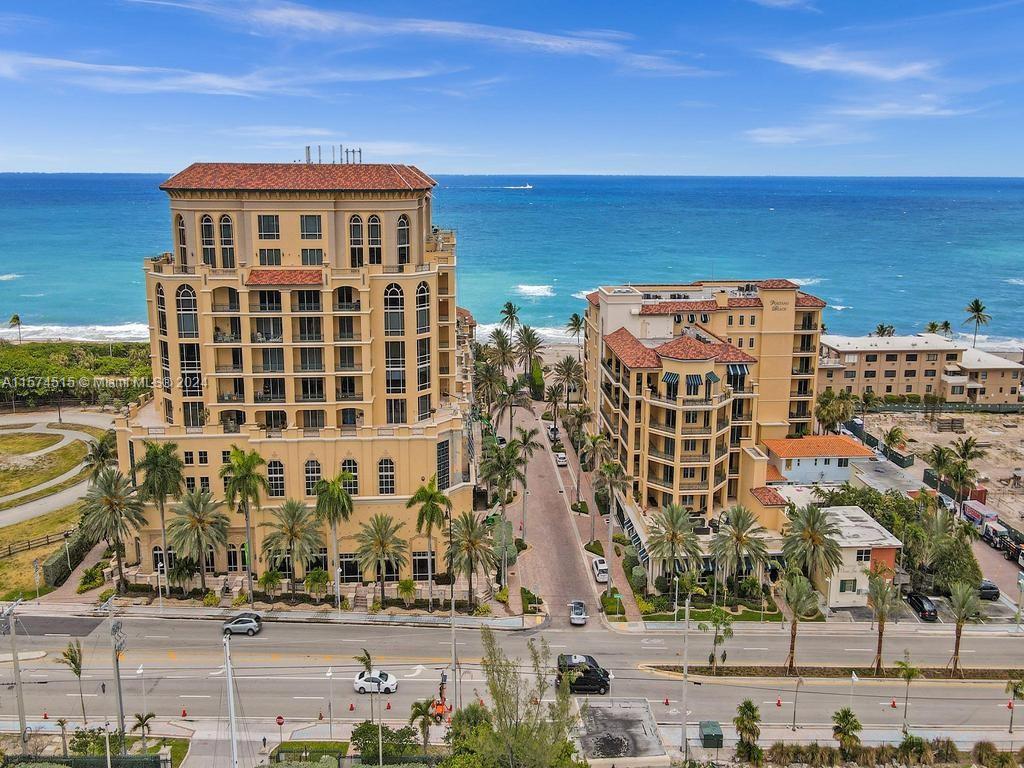 Casa de Condomínio