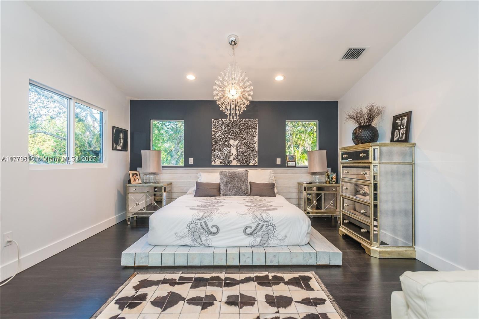 9737 SW 98th St Miami, FL 33176