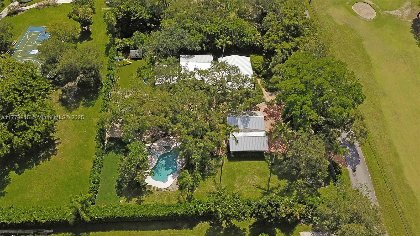 9737 SW 98th St Miami, FL 33176