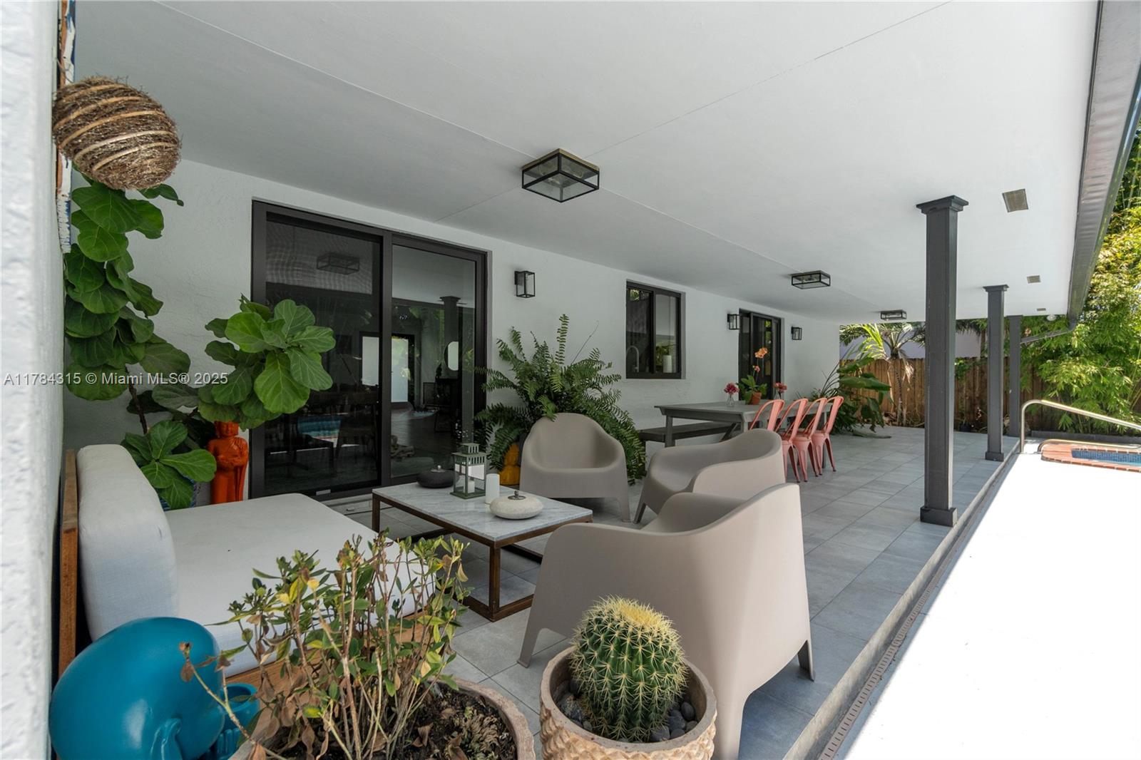 8910 SW 159th Ter,Palmetto Bay, FL 33157