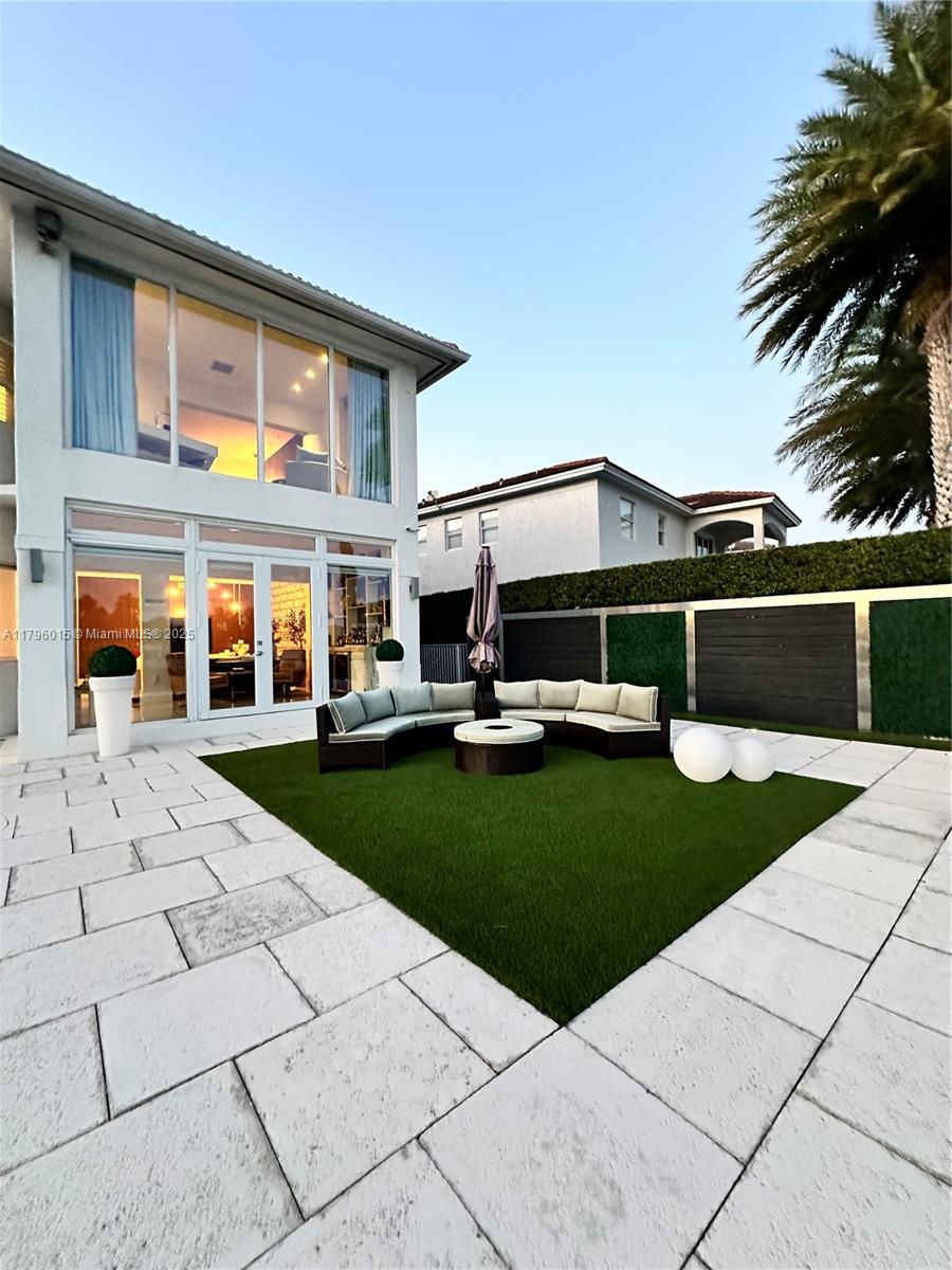 6801 NW 113th Ct Doral, FL 33178