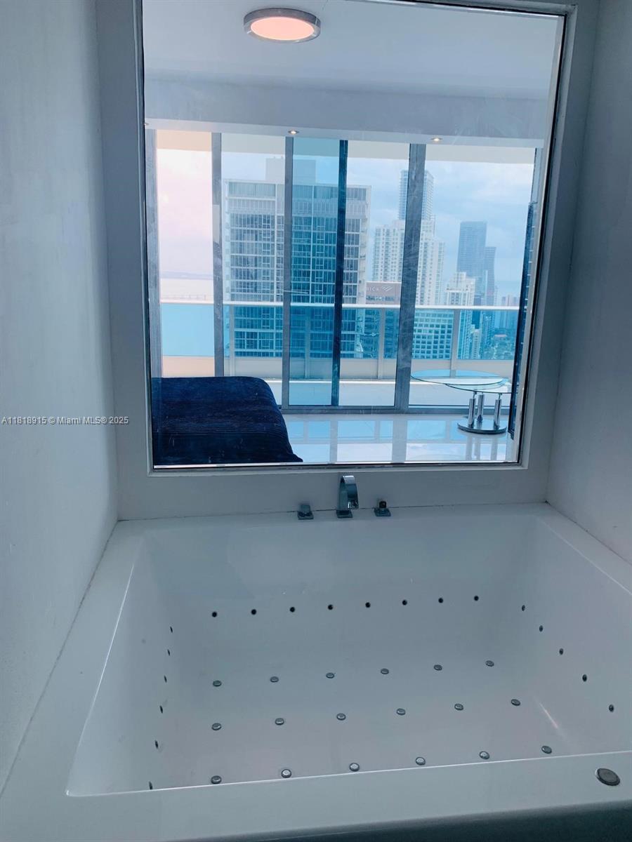 image Epic West Condo6