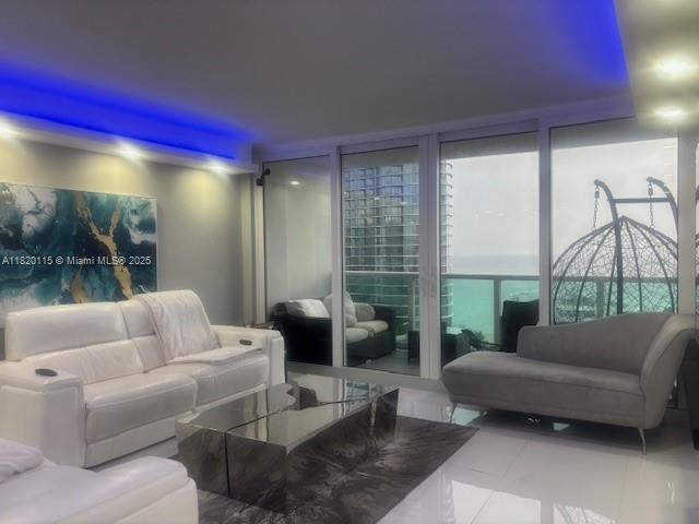 image Arlen House East Condo43