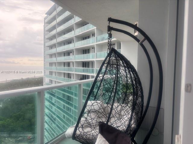 image Arlen House East Condo45