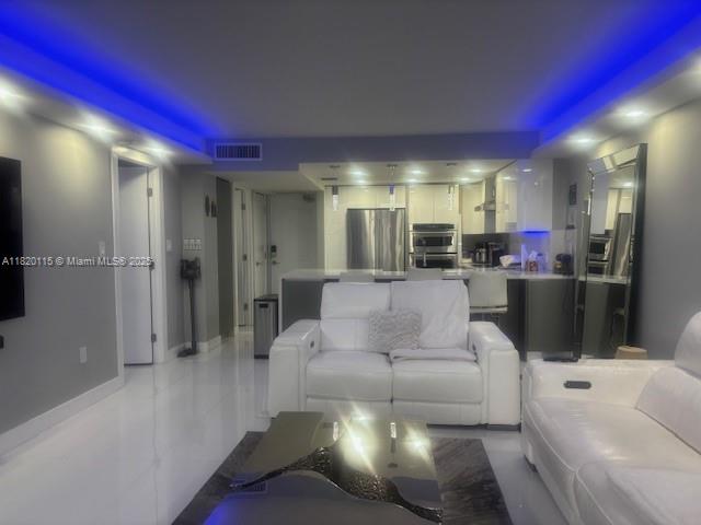 image Arlen House East Condo48