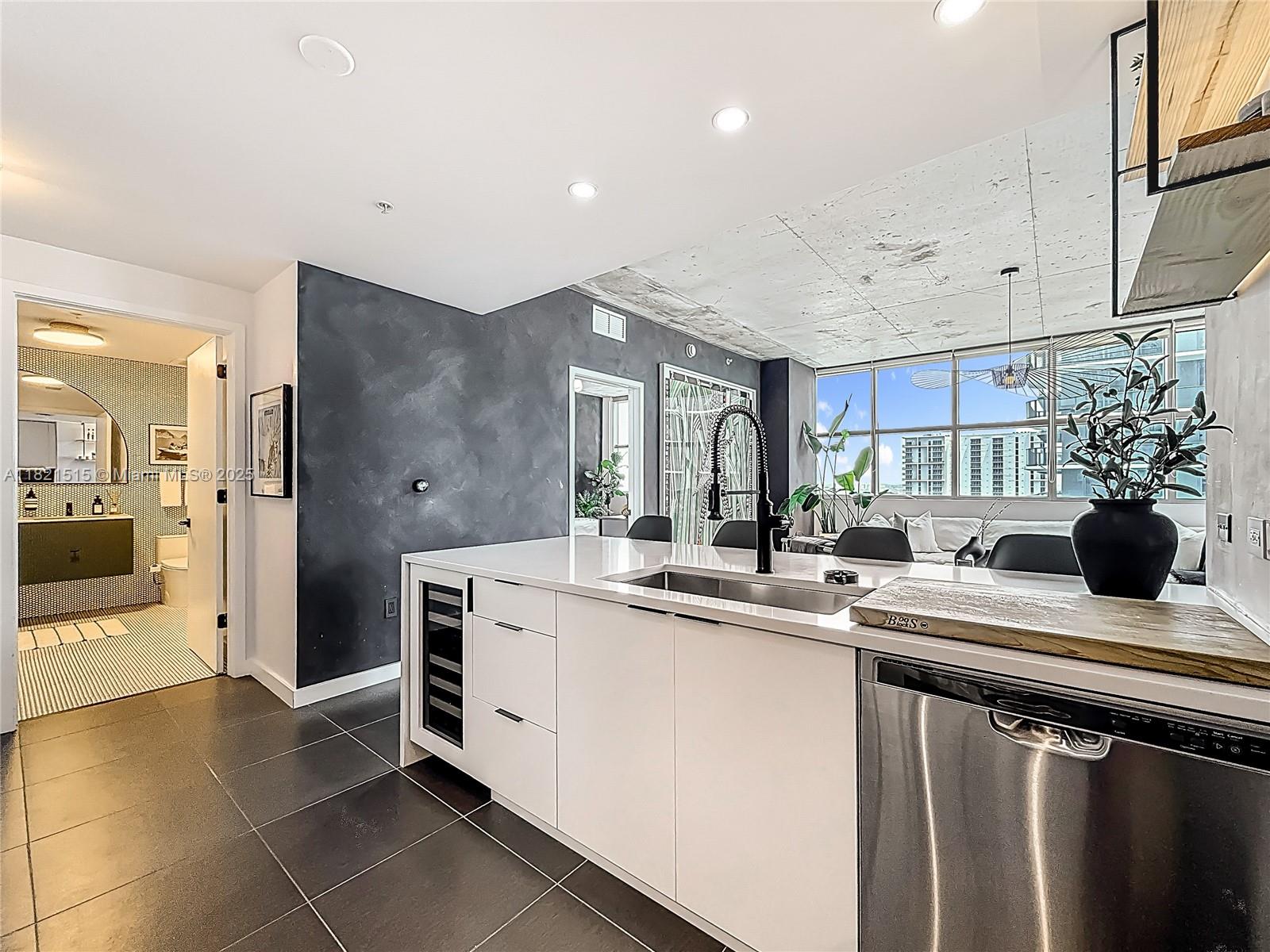 image FOUR MIDTOWN MIAMI CONDO10