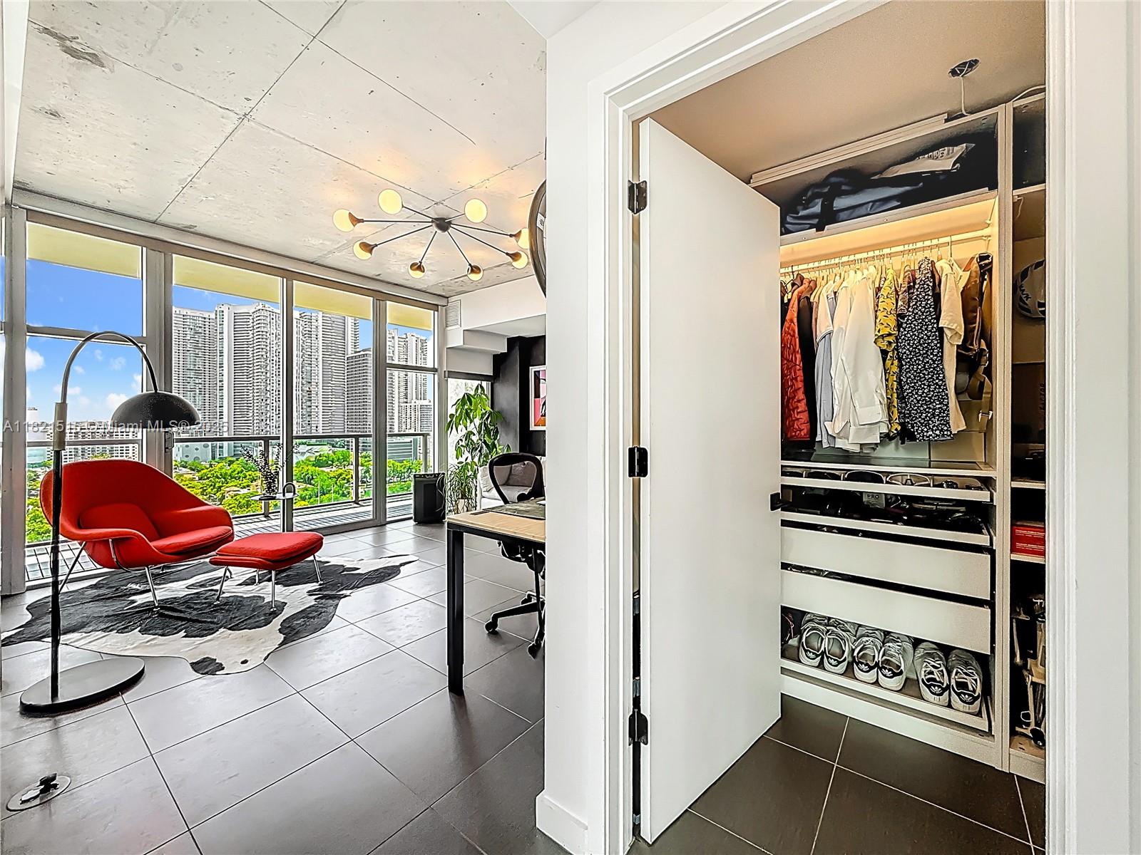 image FOUR MIDTOWN MIAMI CONDO15