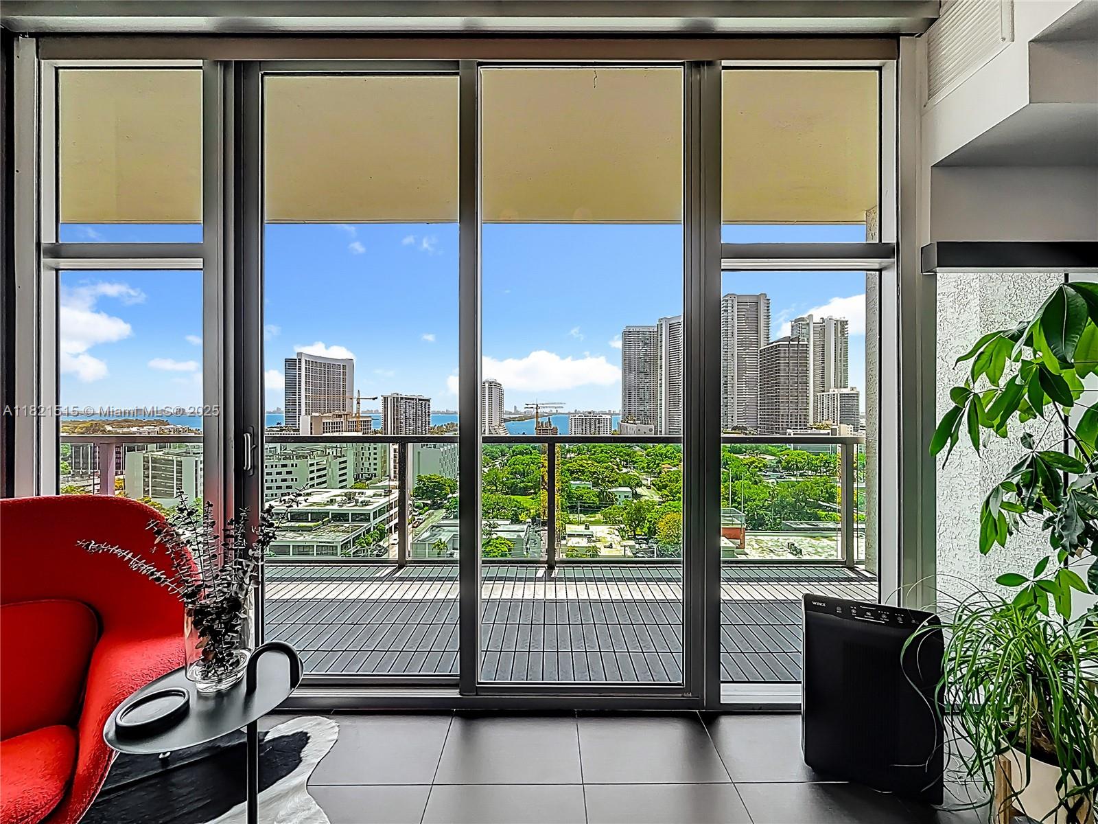 image FOUR MIDTOWN MIAMI CONDO17