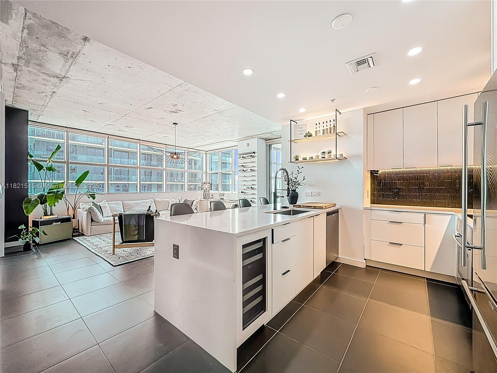 3301 NE 1st Ave #H1215,Miami, FL 33137
