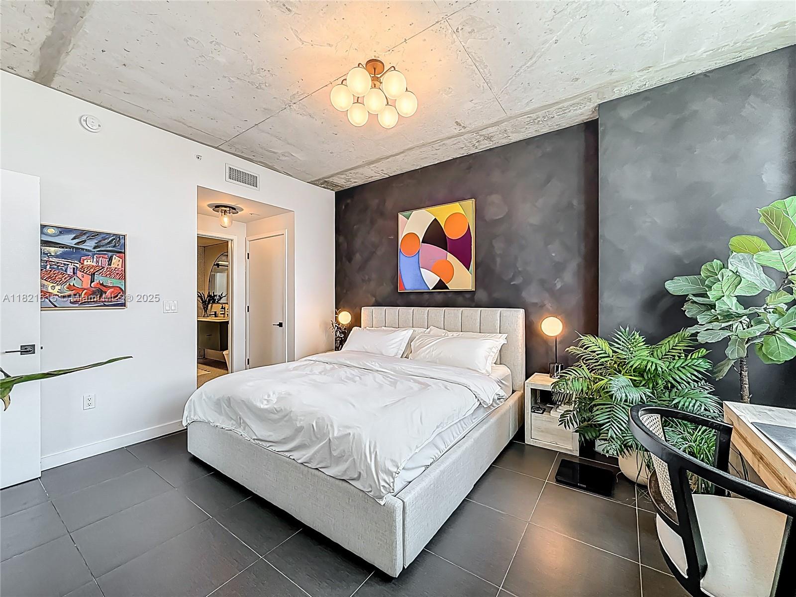 image FOUR MIDTOWN MIAMI CONDO23