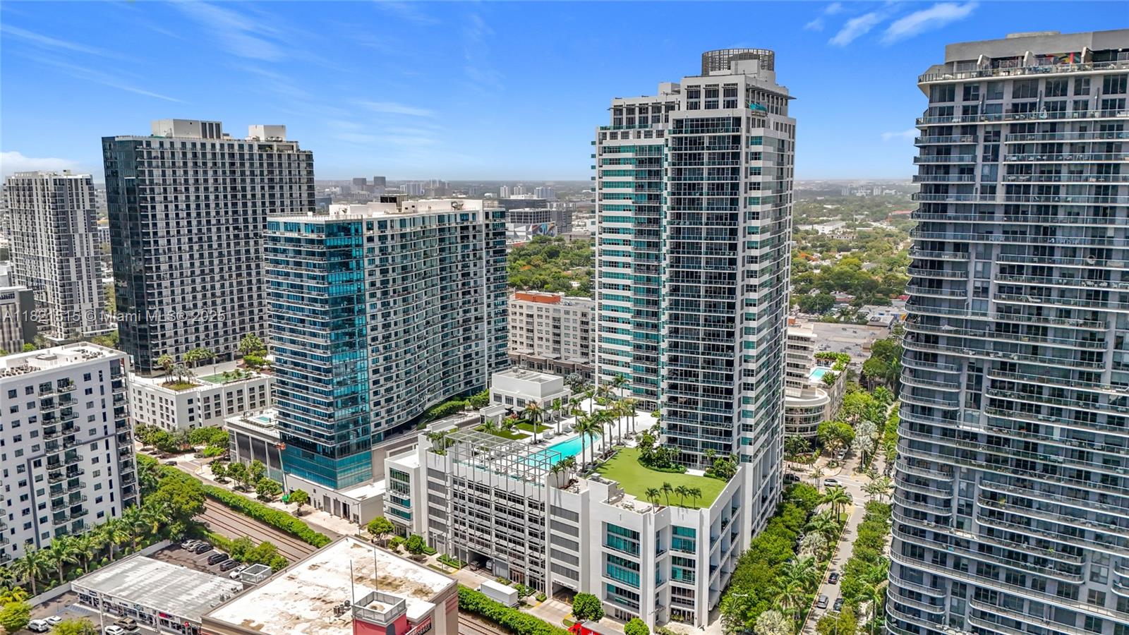 image FOUR MIDTOWN MIAMI CONDO42