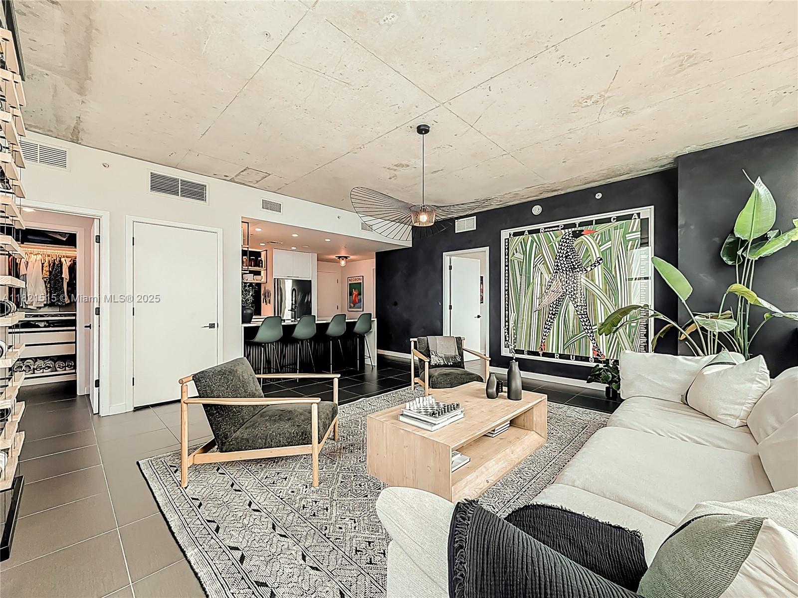 image FOUR MIDTOWN MIAMI CONDO4