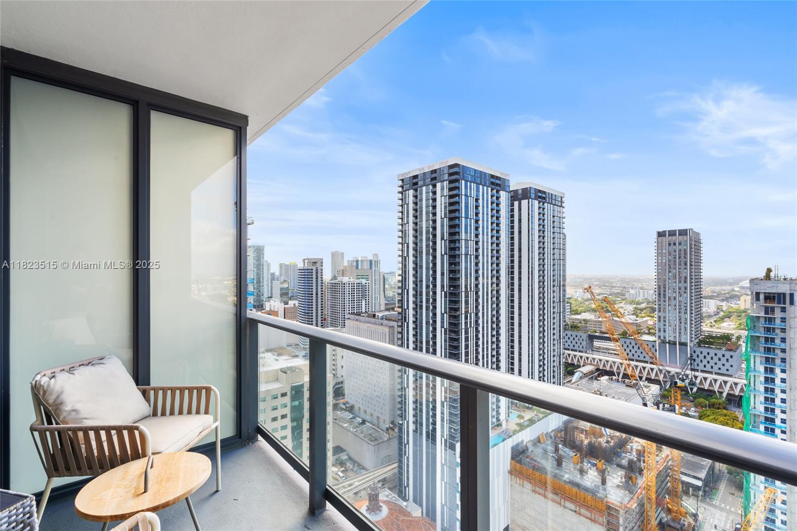 image Gale Residences-natiivo9