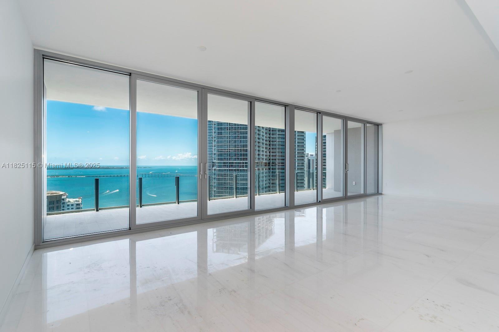image Aston Martin Residences5