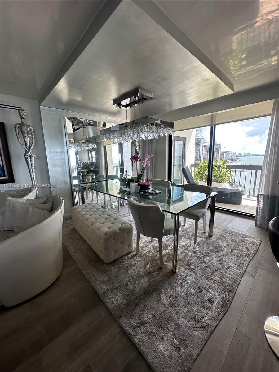 image Brickell Club39