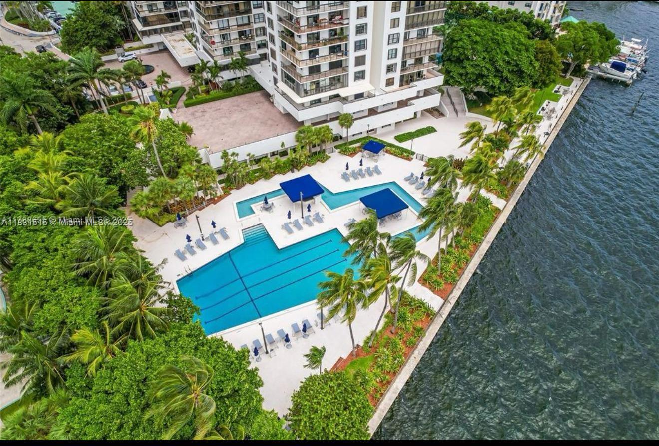 image Brickell Club4