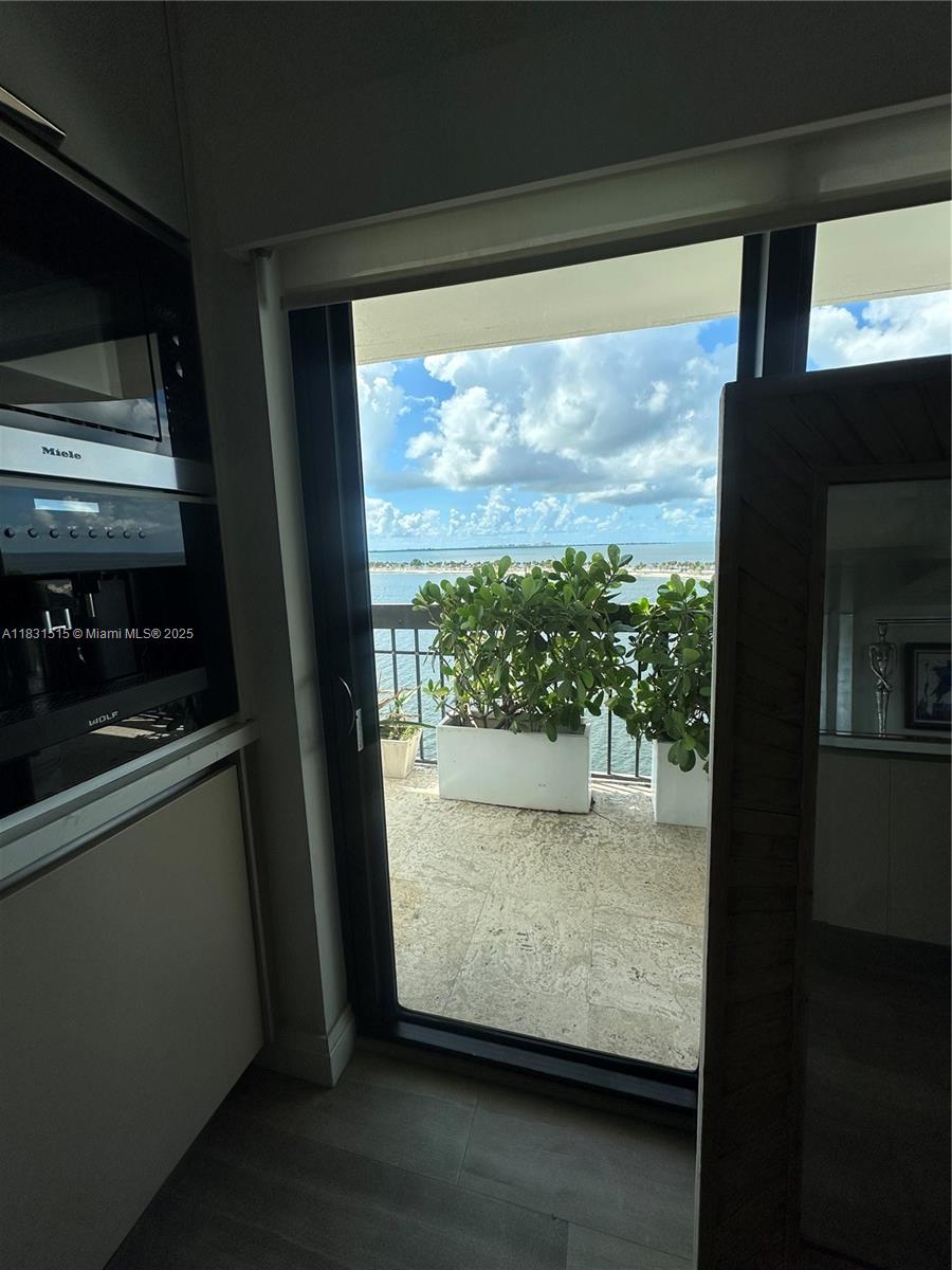 image Brickell Club57