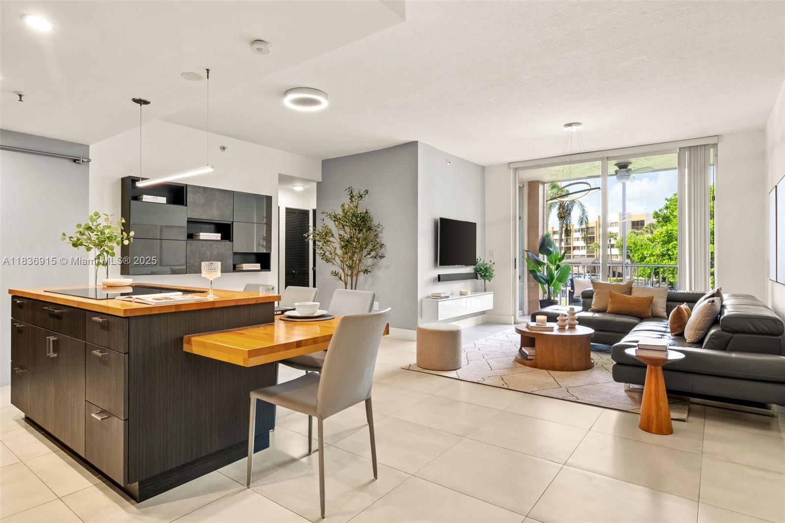 9755 NW 52nd St #206 Doral, FL 33178