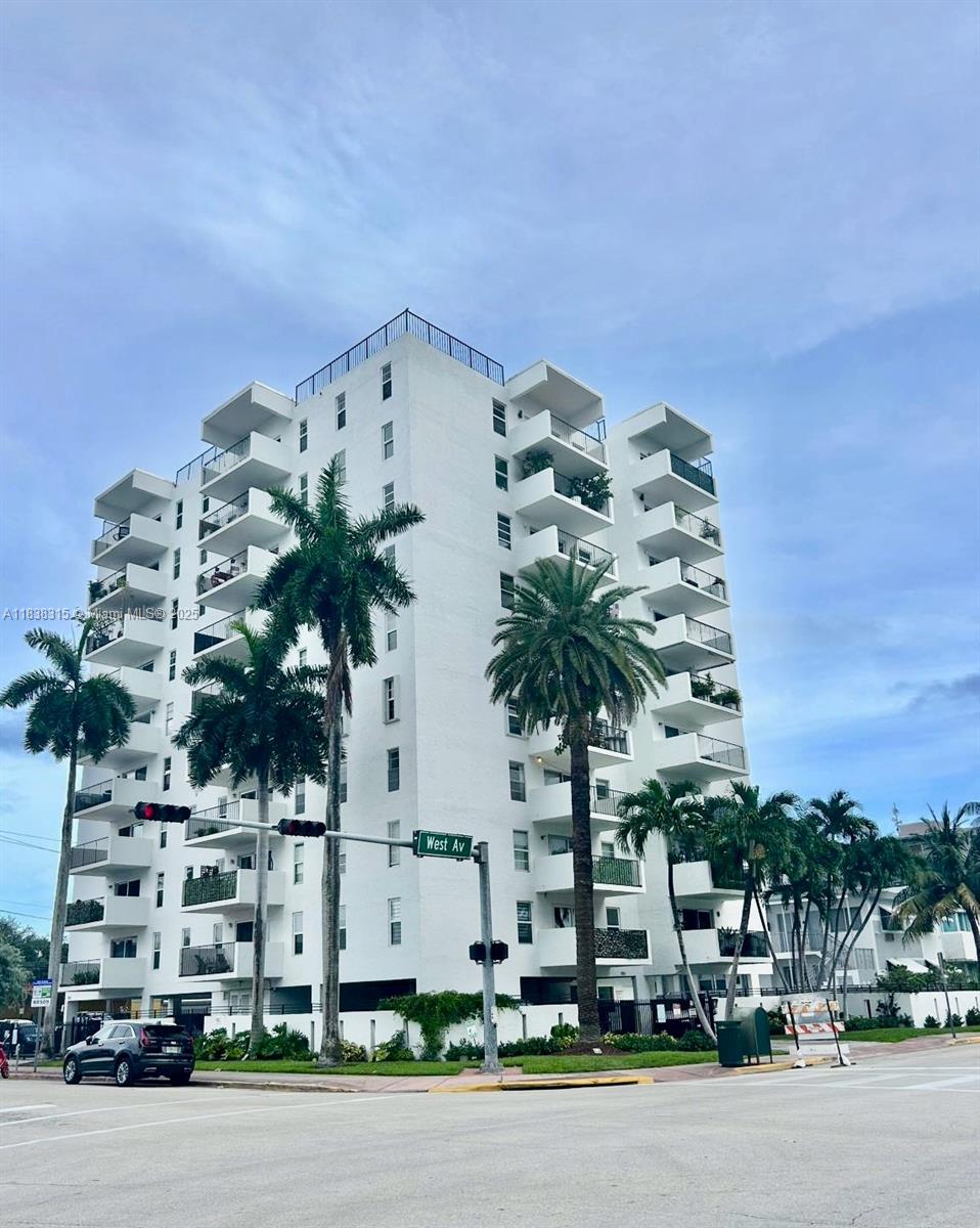 1455 West Ave #403