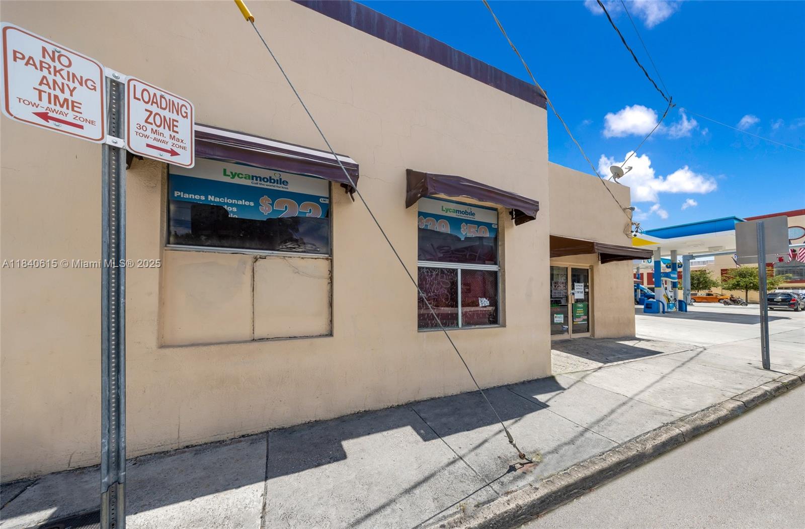 999 W Flagler St