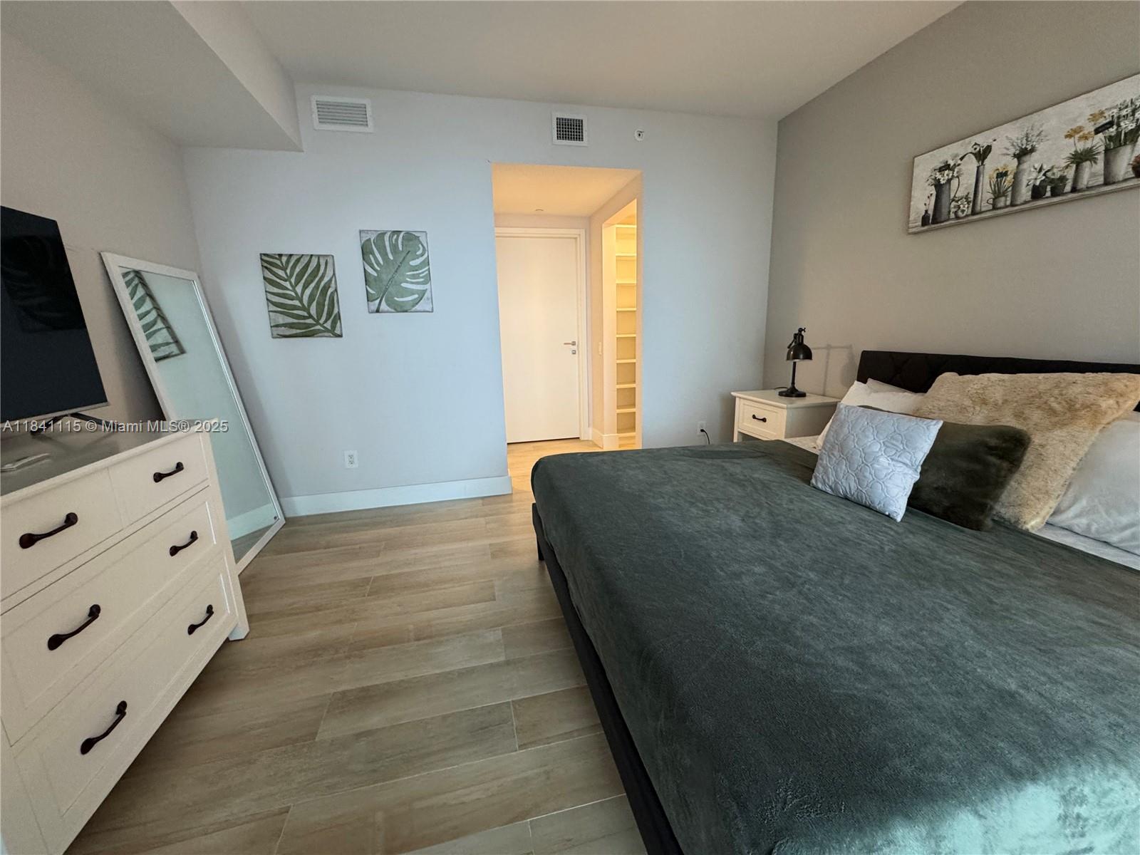 image Brickell House9
