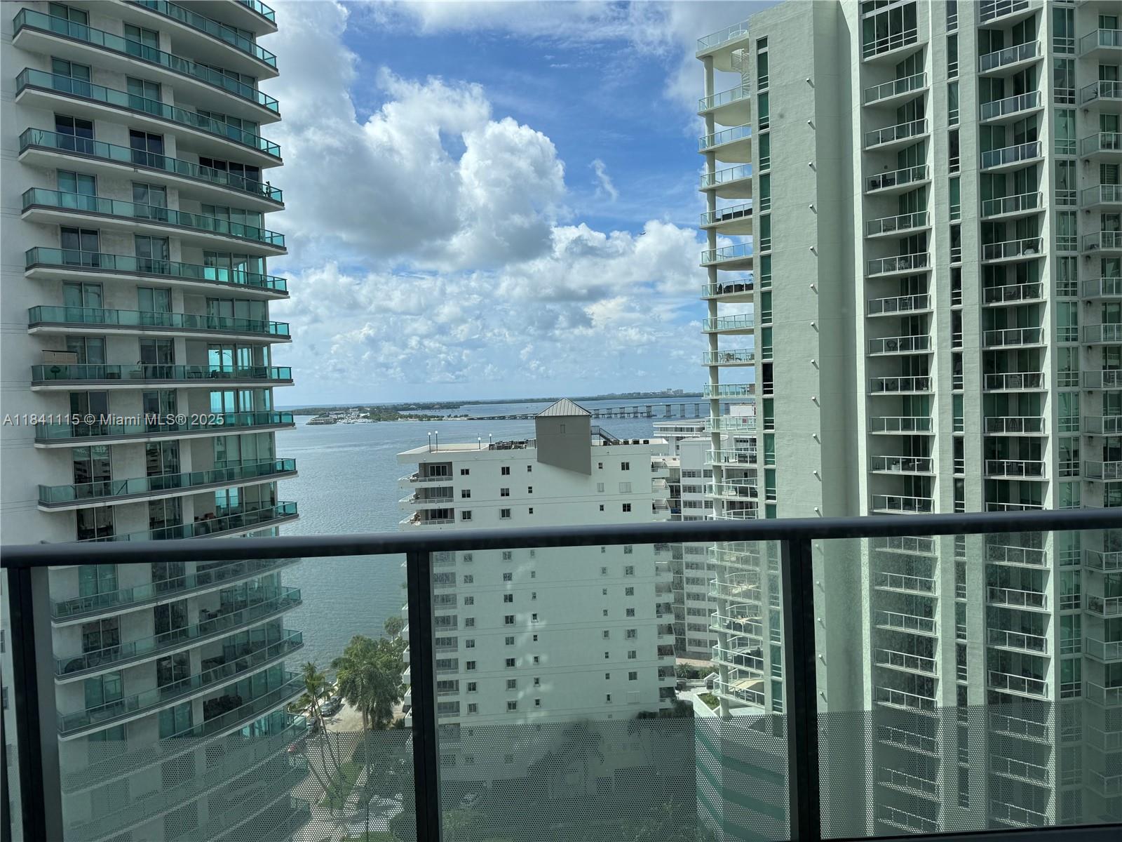 image Brickell House2