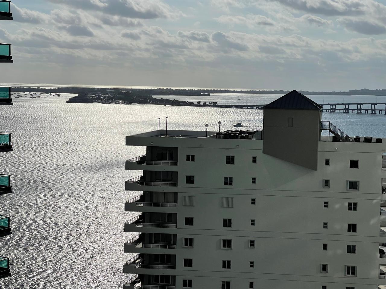 image Brickell House4