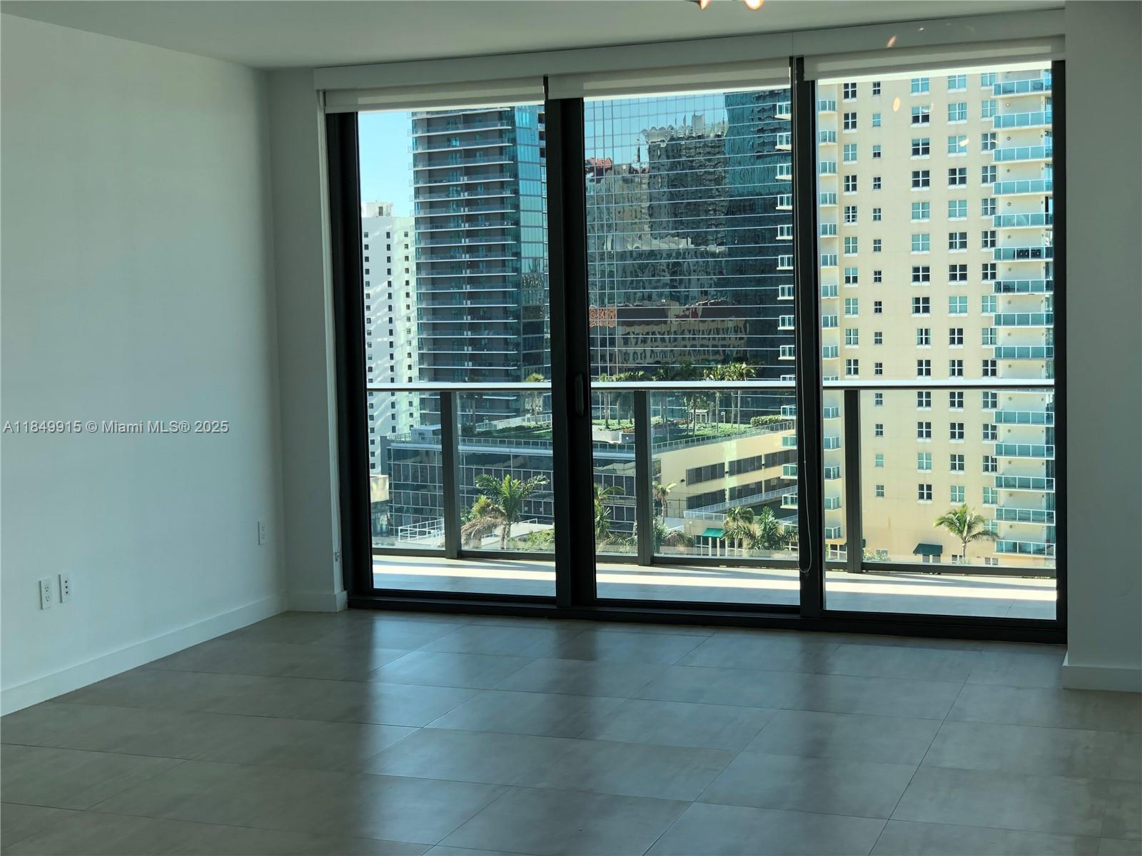 image 1300 S Miami Avenue Condo9
