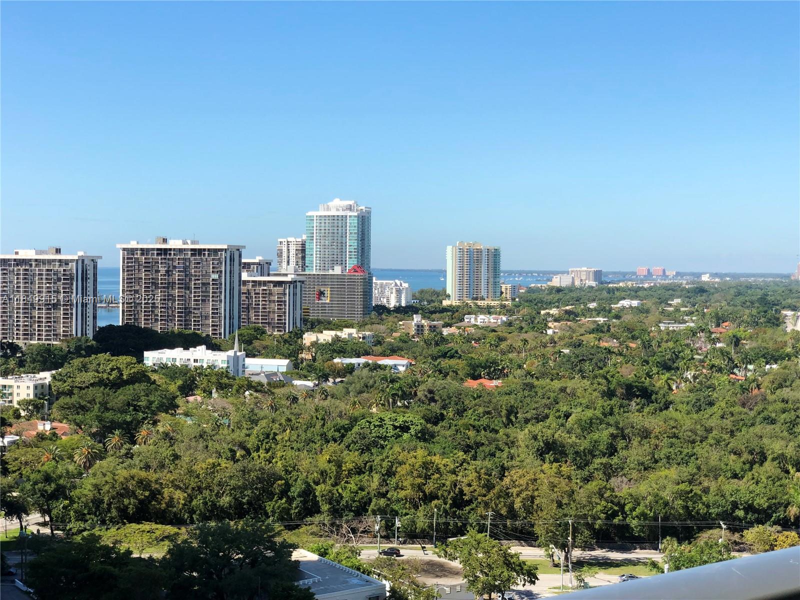 image 1300 S Miami Avenue Condo30