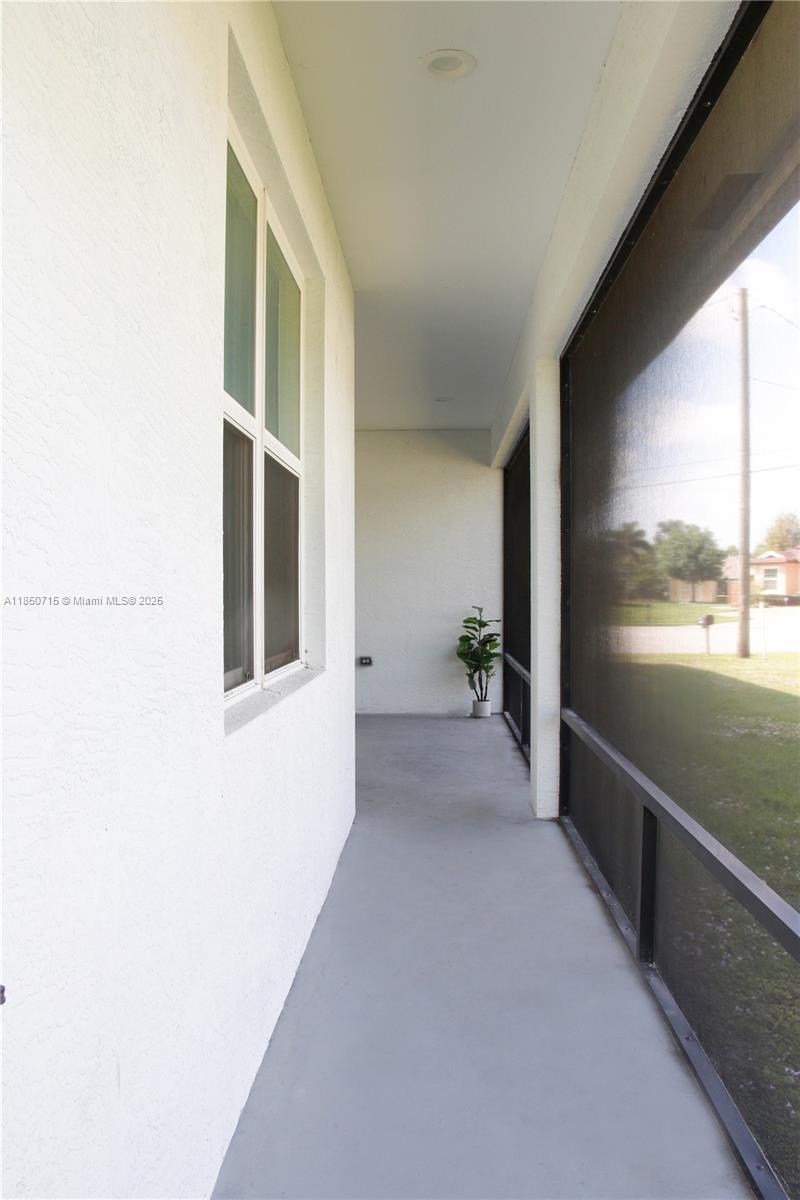 5231 NW Iredell St Port St Lucie, FL 34986