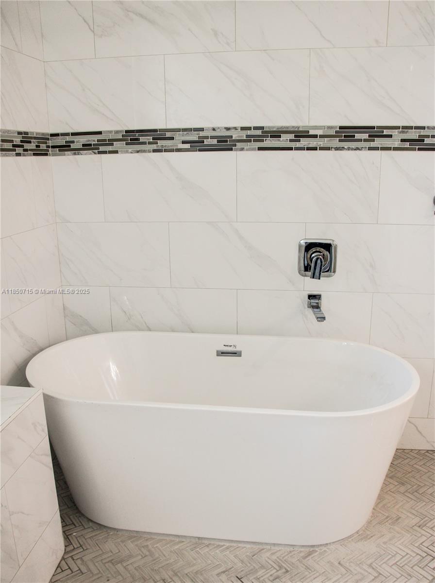 5231 NW Iredell St Port St Lucie, FL 34986