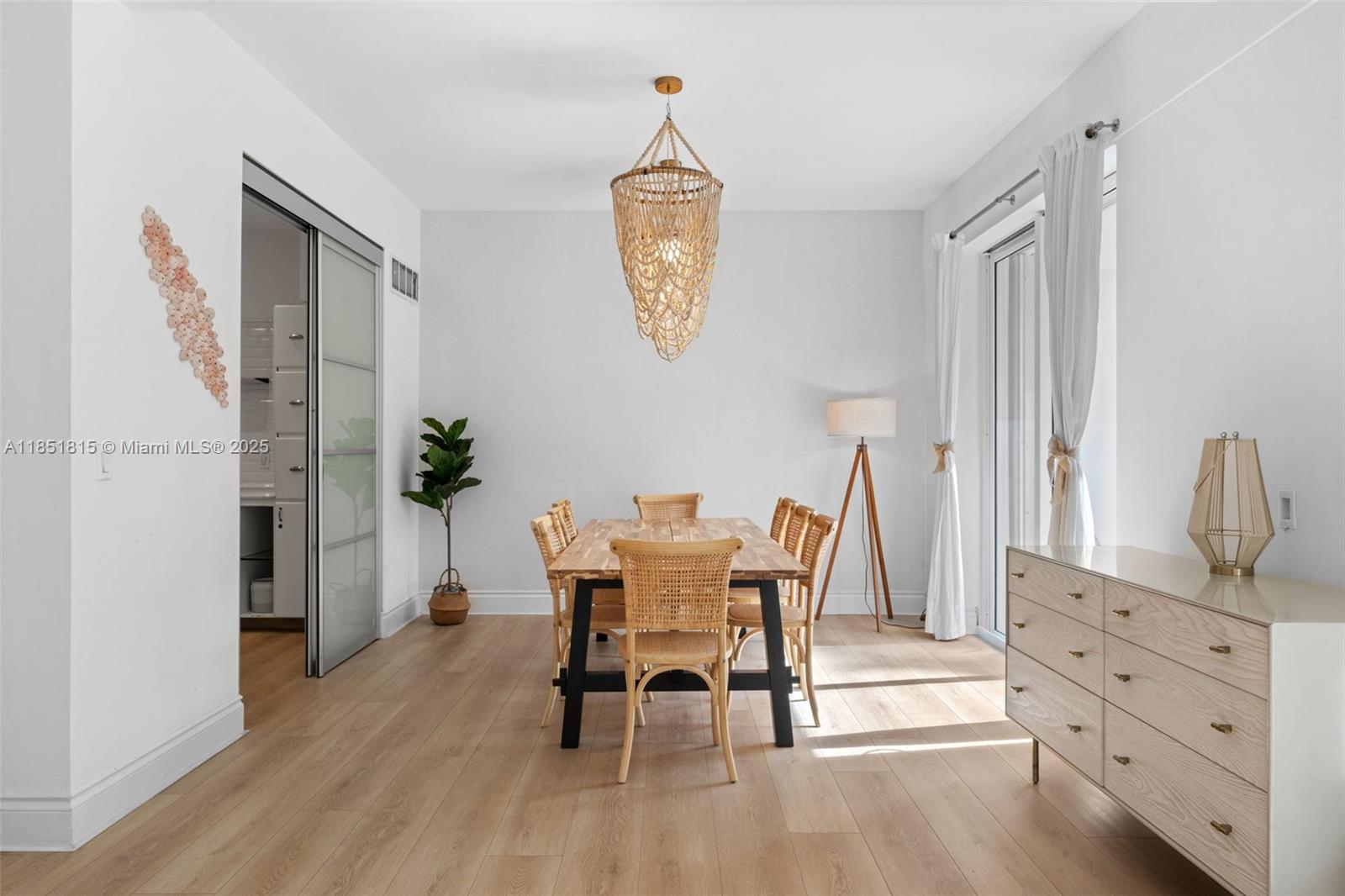 image Island House2