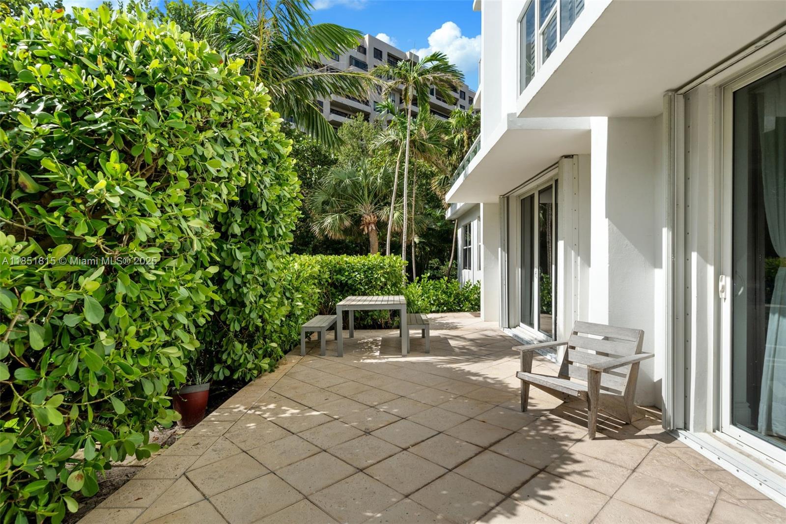 image Island House30