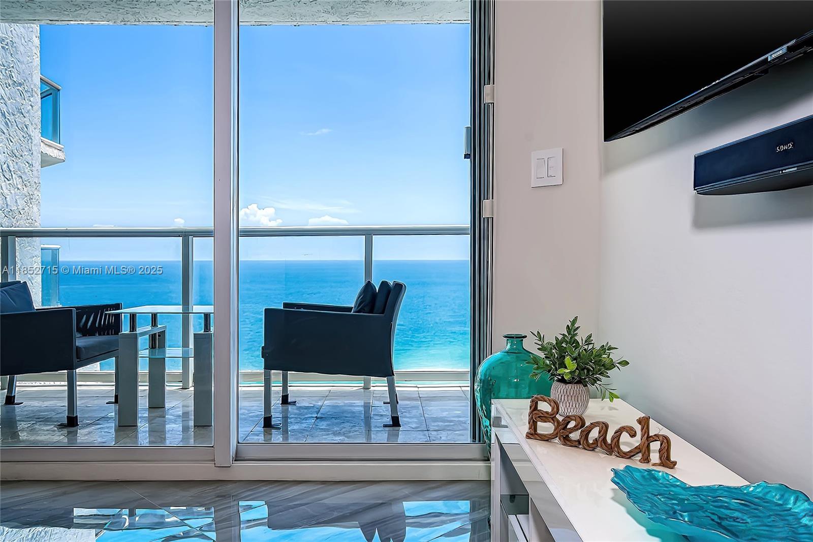 16445 Collins Ave #2322