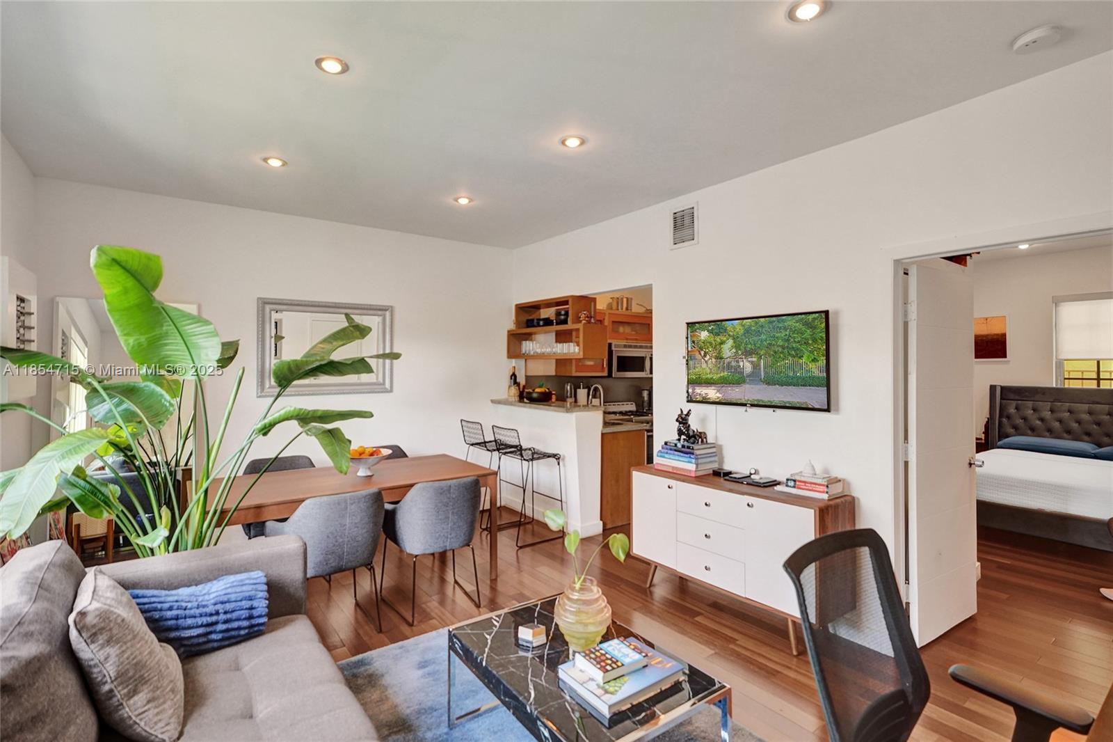 815 Euclid Ave #8 Miami Beach, FL 33139