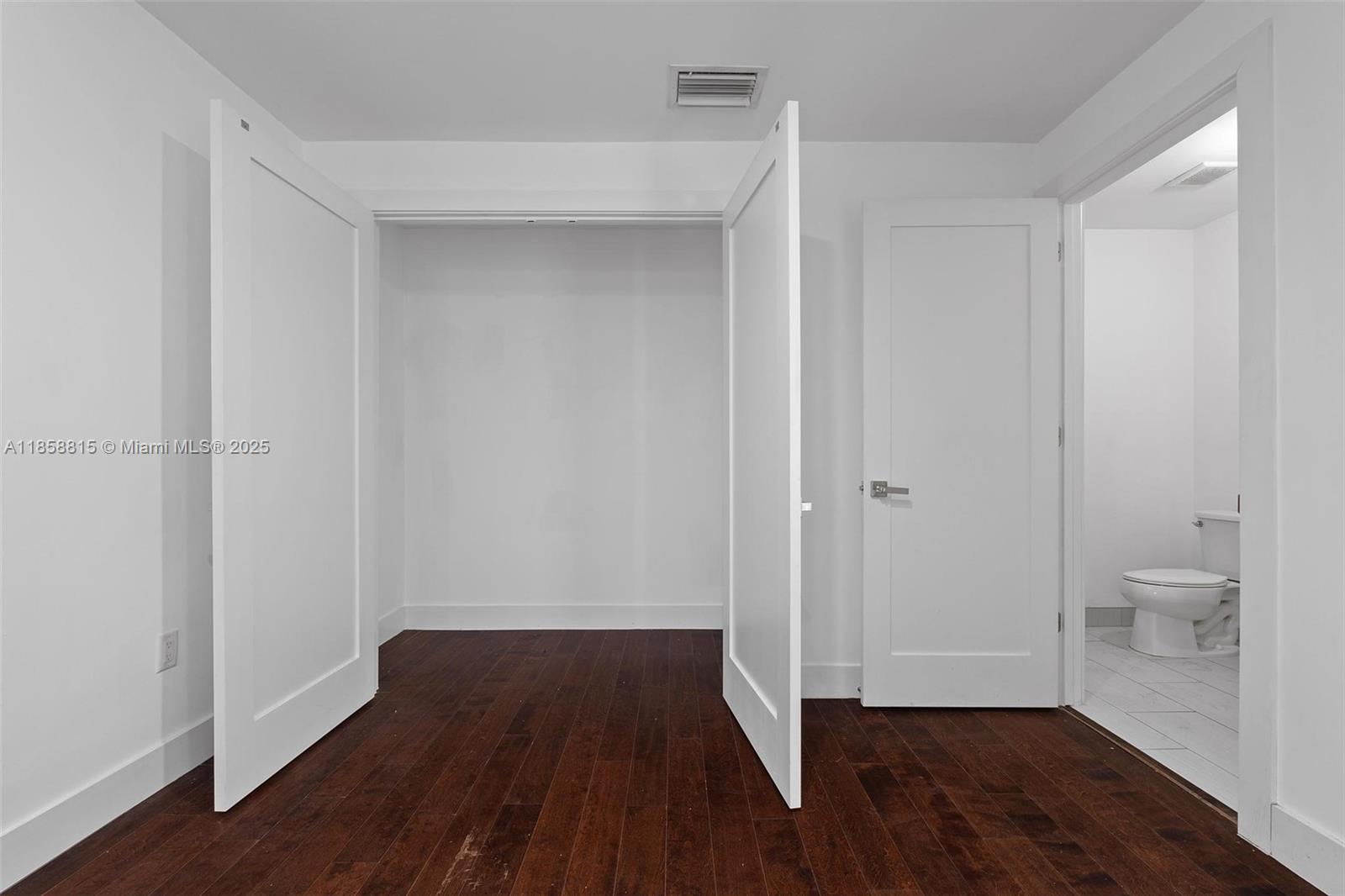 9161 NW 33rd St Doral, FL 33172