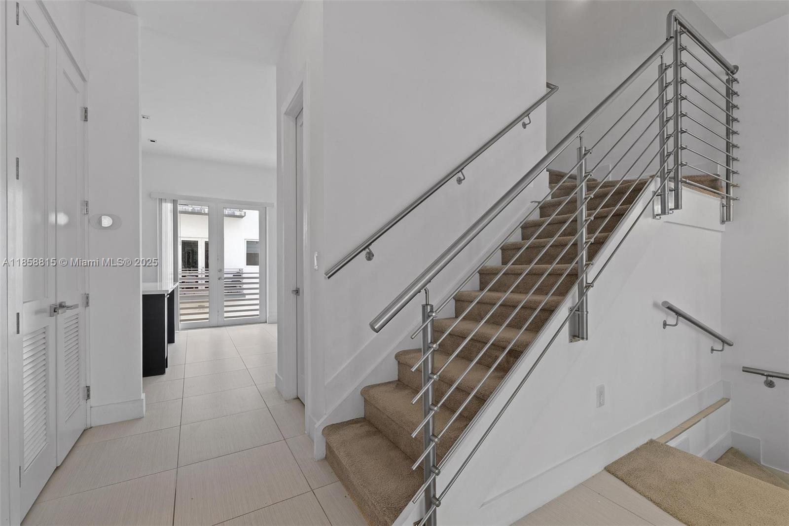 9161 NW 33rd St Doral, FL 33172