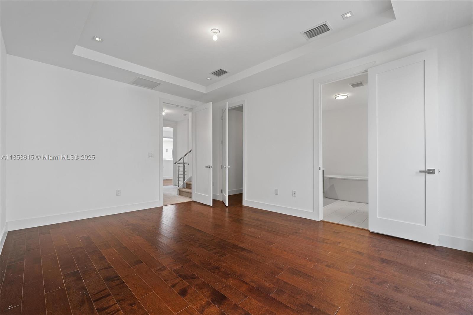 9161 NW 33rd St Doral, FL 33172