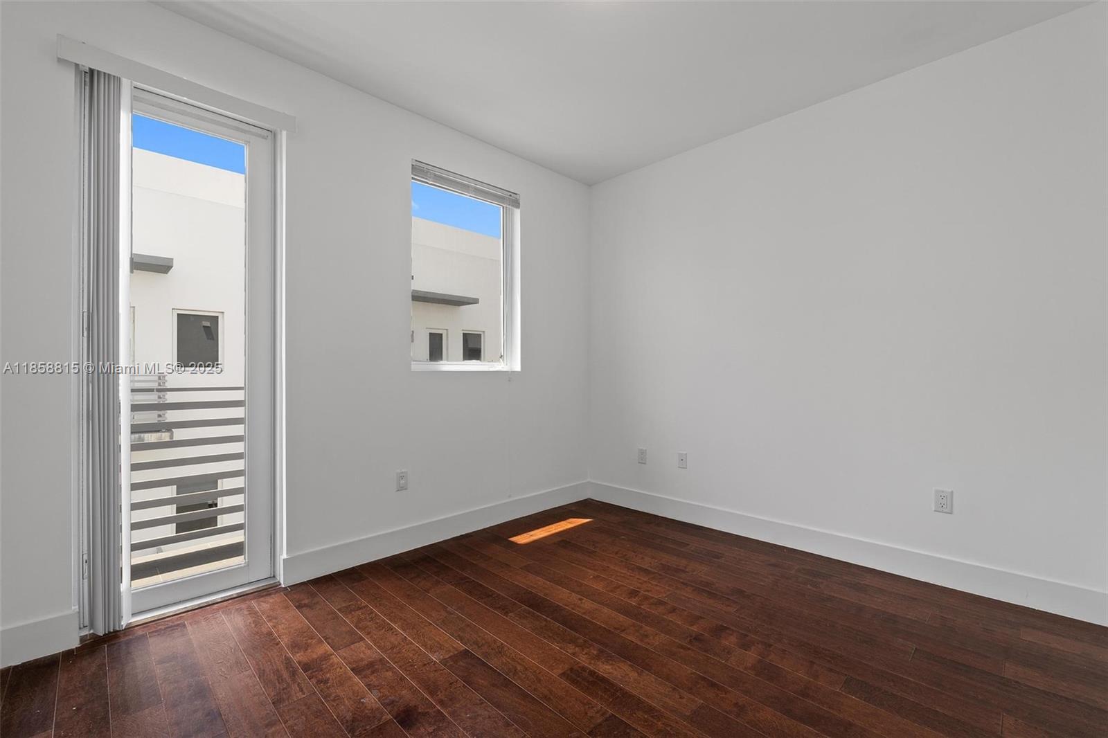 9161 NW 33rd St Doral, FL 33172