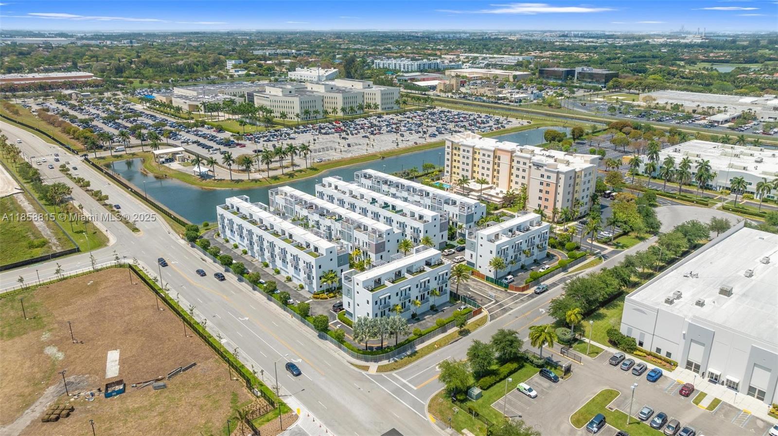 9161 NW 33rd St Doral, FL 33172