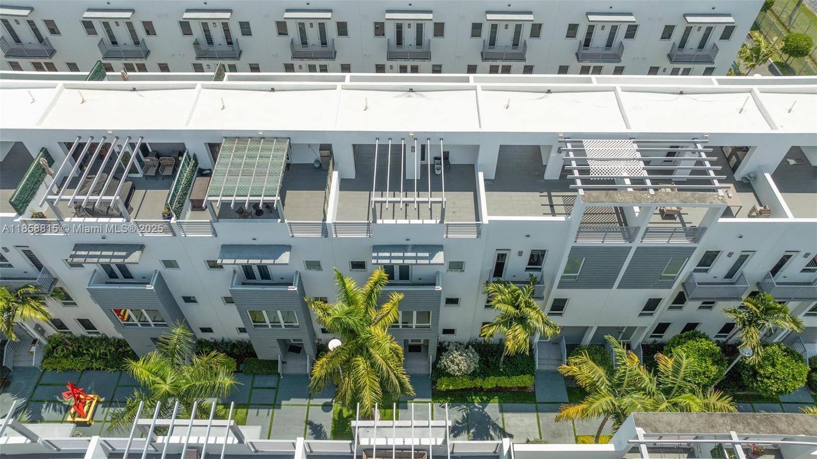 9161 NW 33rd St Doral, FL 33172