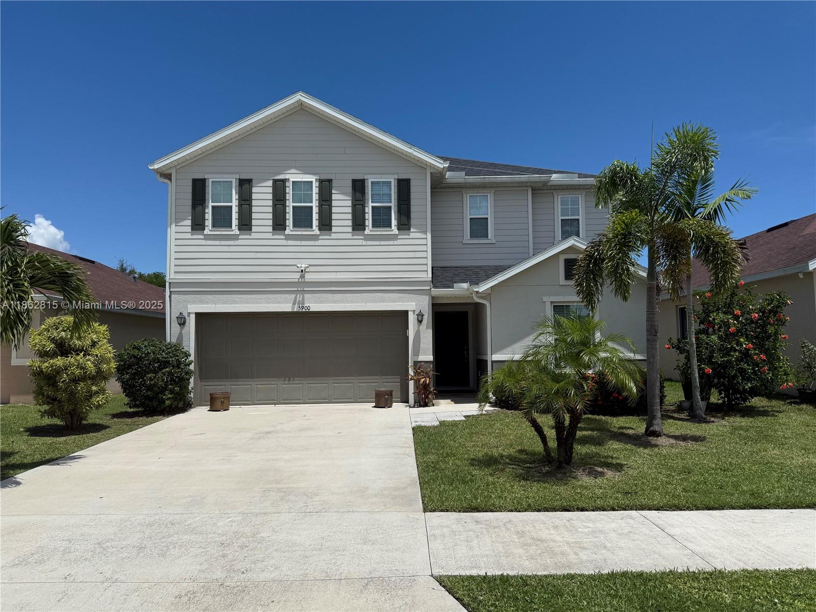 5900 NW Pine Trl Cir