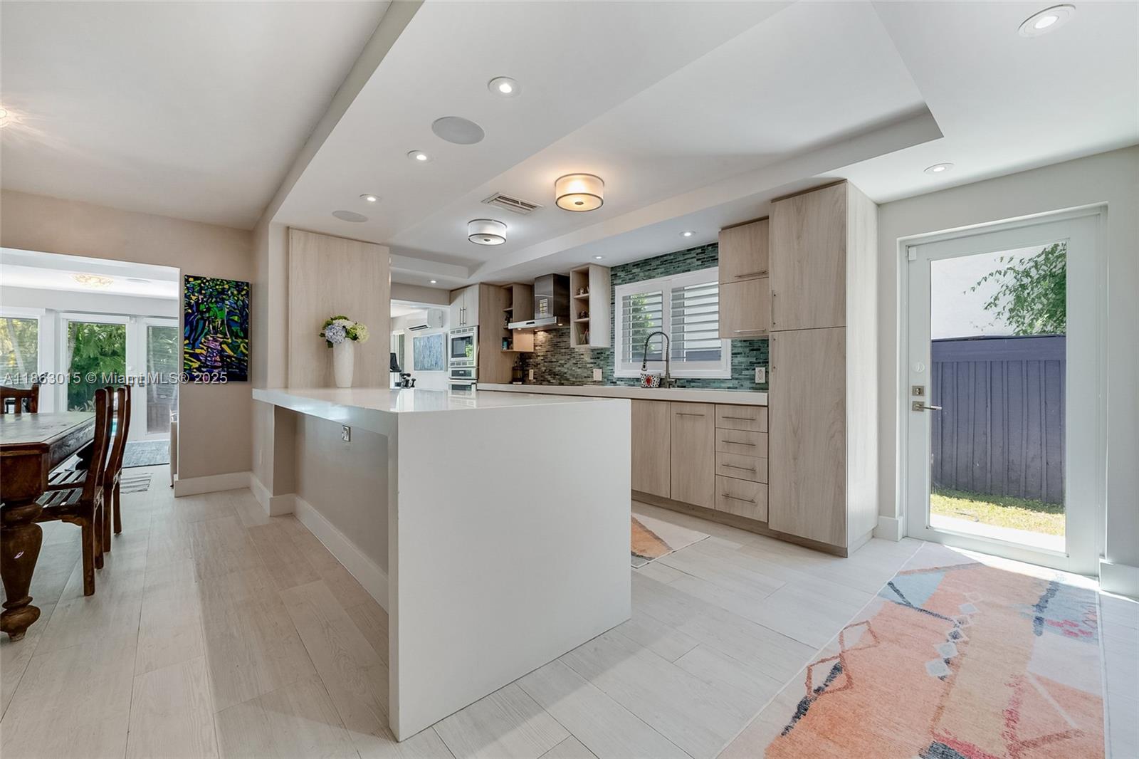 7255 SW 55th Ave Miami, FL 33143