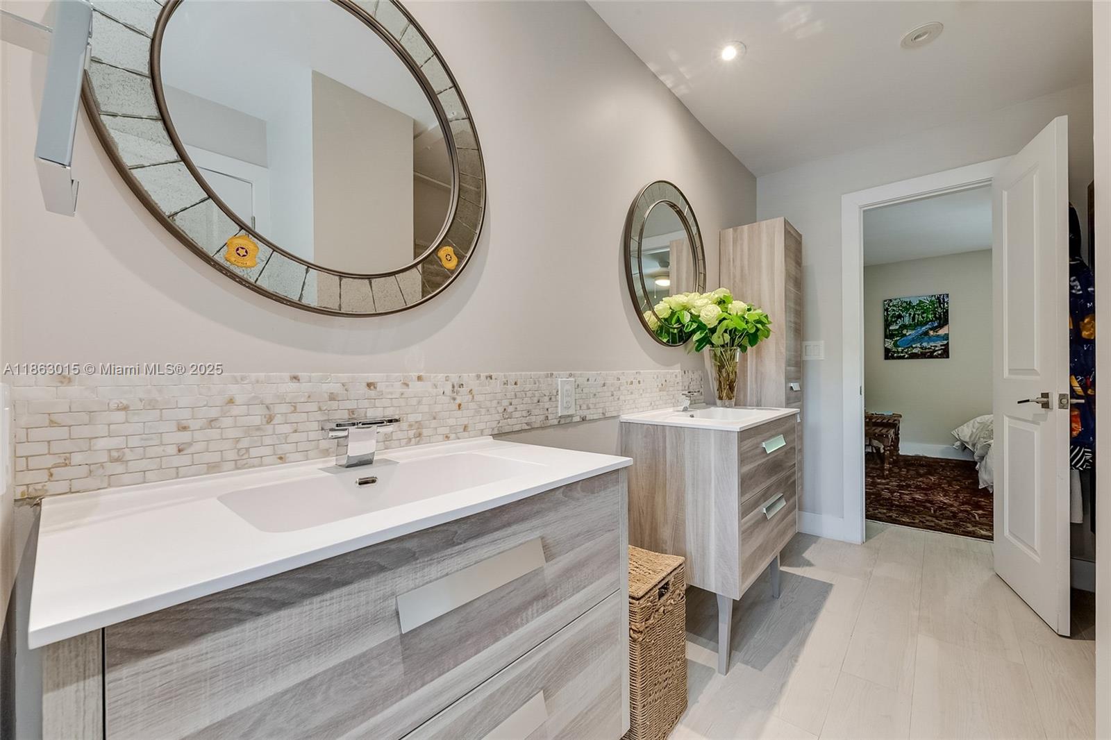 7255 SW 55th Ave Miami, FL 33143