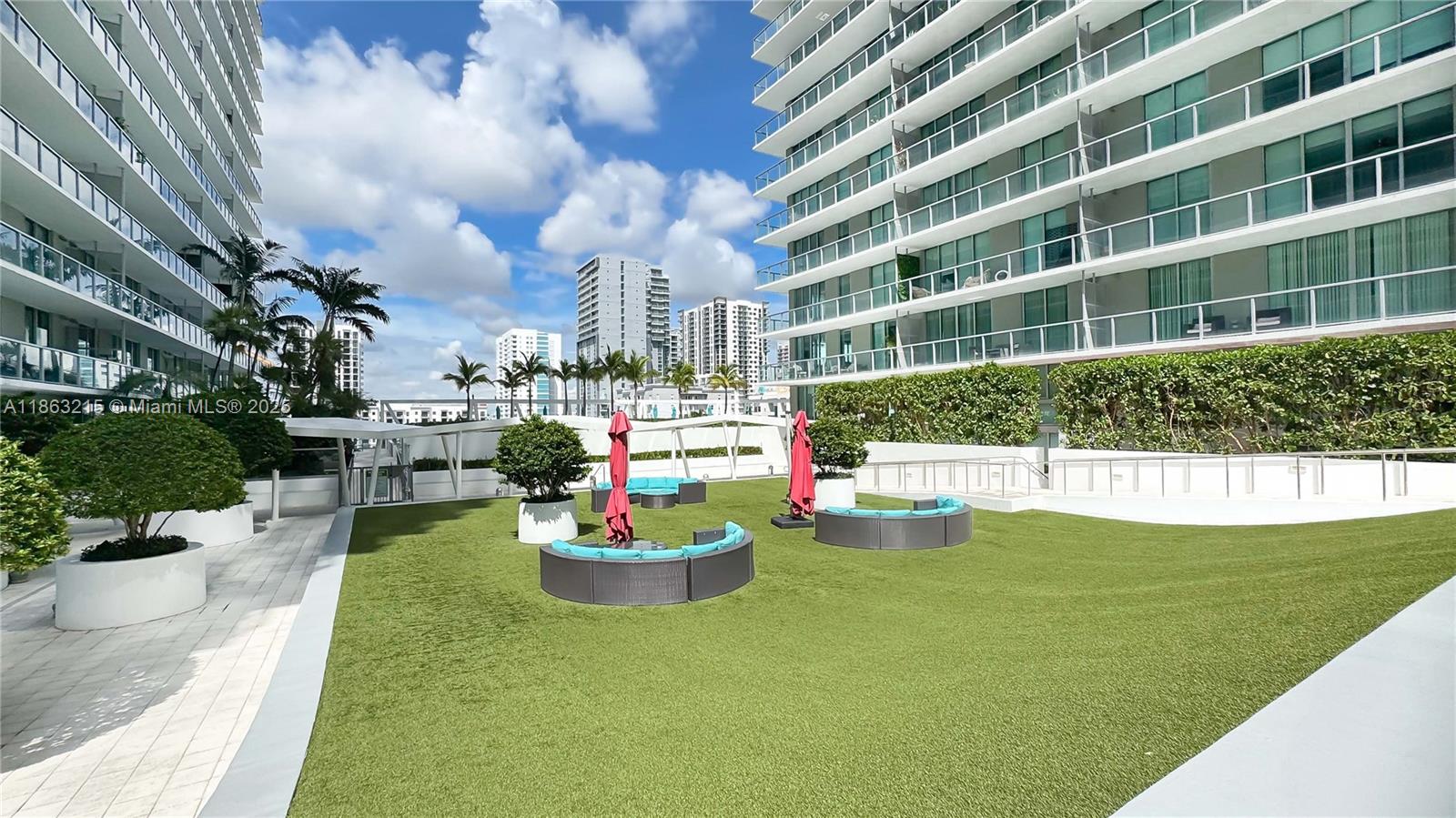 image The Axis On Brickell33