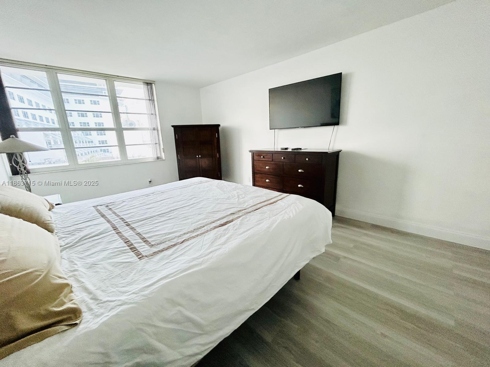 image The Decoplage Condo5