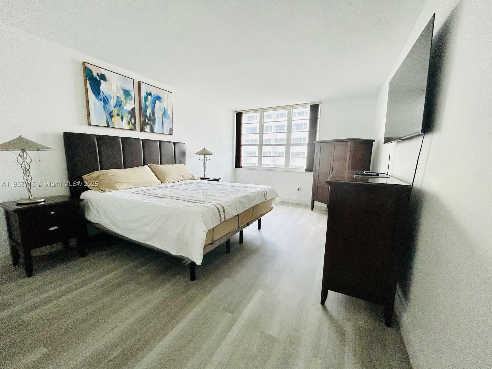 image The Decoplage Condo6